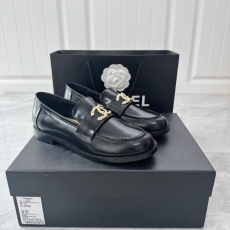 Chanel Low Shoes